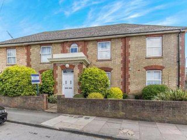 House for sale in Gravesend, Gravesham