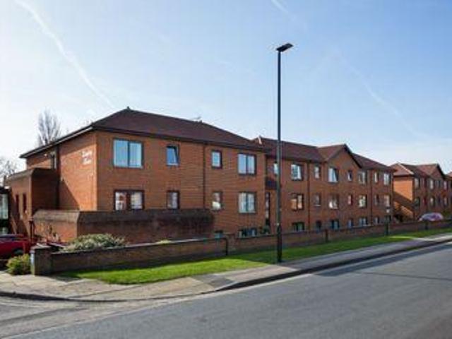 House for sale in High Field, York