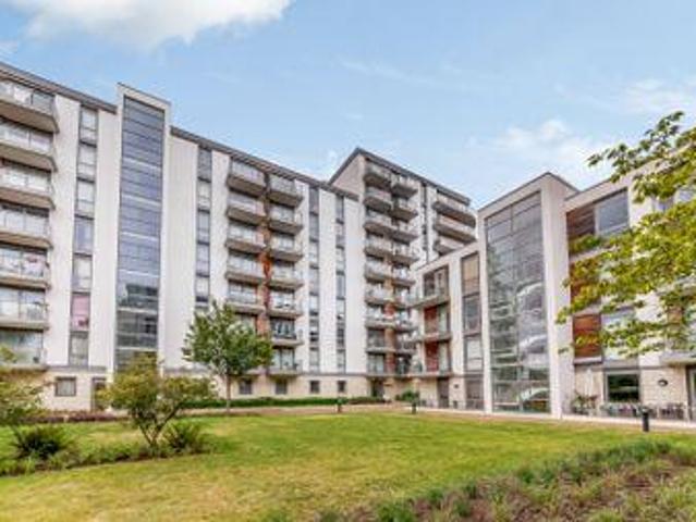 House for sale in Brentford End, Greater London