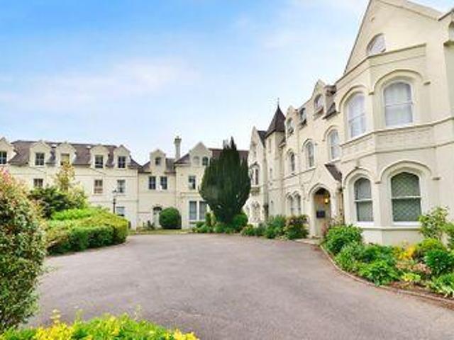 House for sale in Perryfields, West Sussex