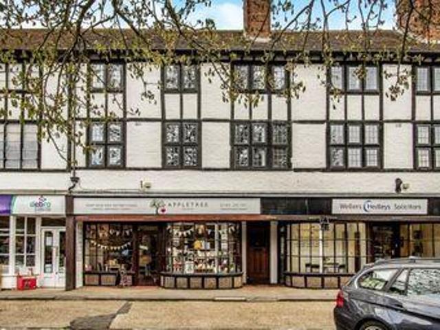 House for sale in Pachesham Park, Surrey