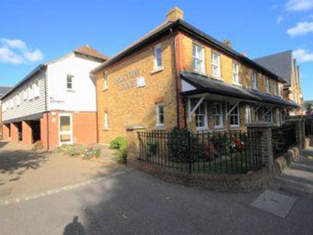 House for sale in Oad Street, Kent