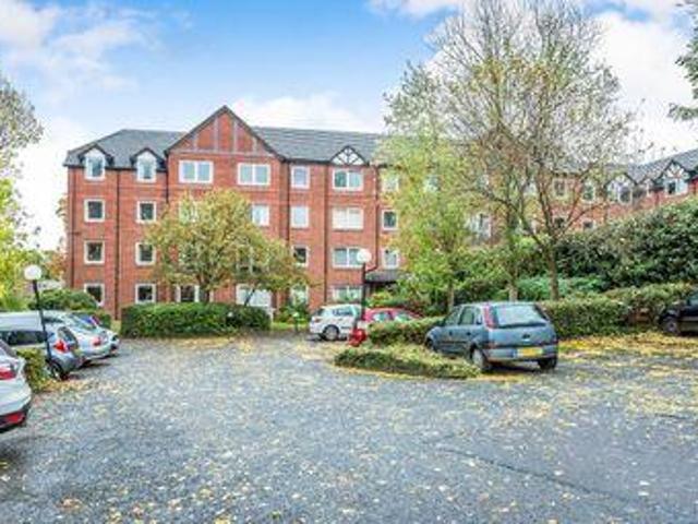 House for sale in Bromsgrove, Worcestershire