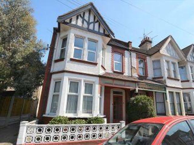 House for sale in Alton Barnes, Essex