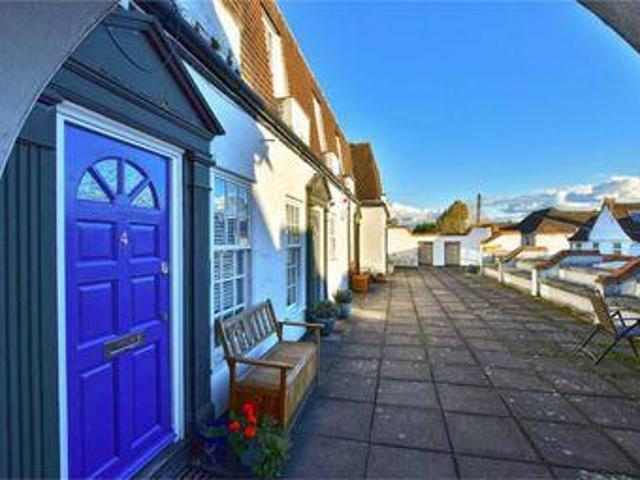 House for sale in Gerrards Cross, Denham