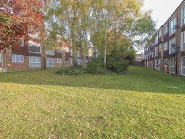House for sale in Dunstable, Central Bedfordshire