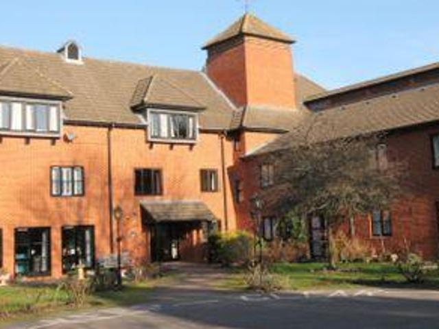 House for sale in Farnborough, Rushmoor