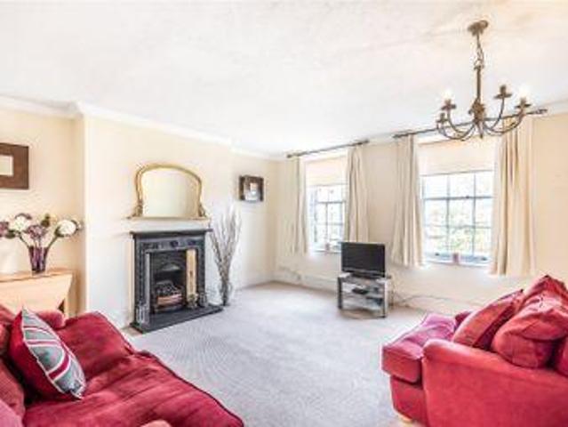 House for sale in Uxbridge, Greater London