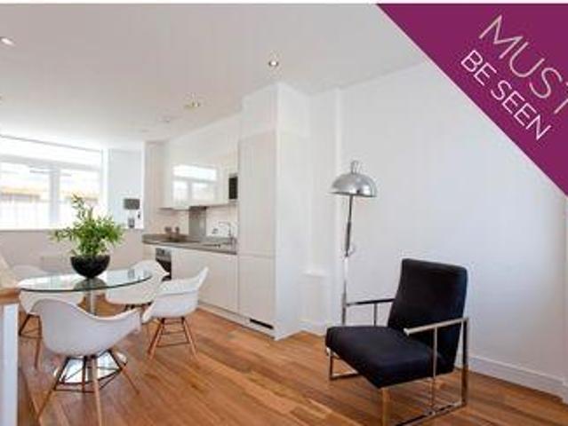 House for sale in London Borough of Ealing, Greenford