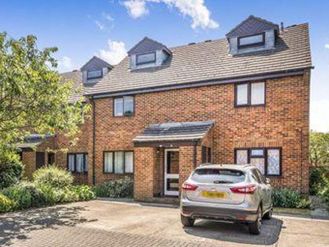 House for sale in New Malden, Greater London