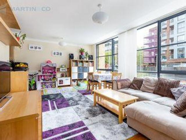 House for sale in Brentford End, Greater London