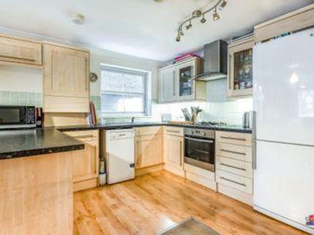 House for sale in Hillview, Surrey
