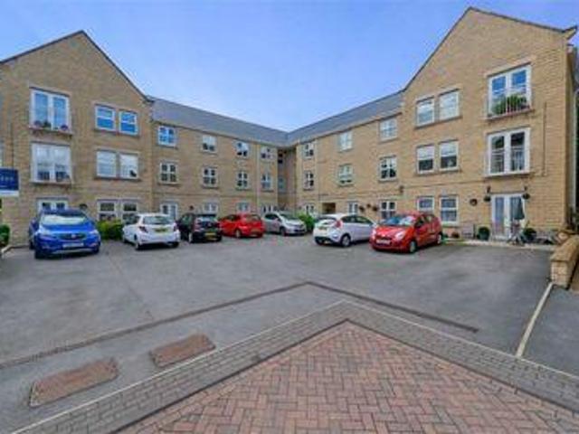 House for sale in Bradford, West Yorkshire
