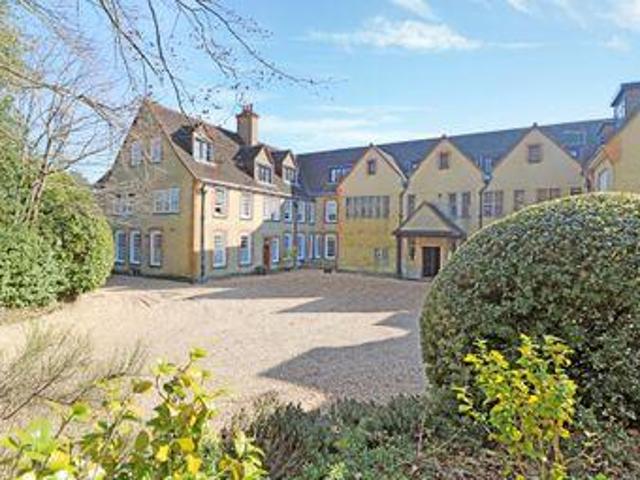 House for sale in Pachesham Park, Surrey