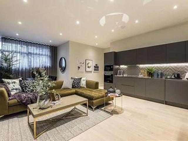 House for sale in Greater London