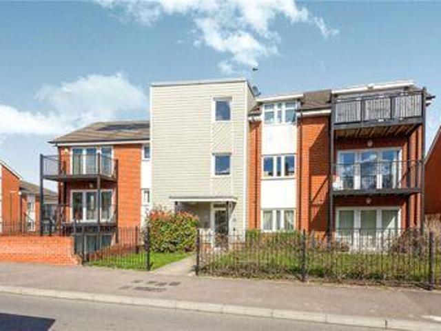 House for sale in Perryfields, West Sussex