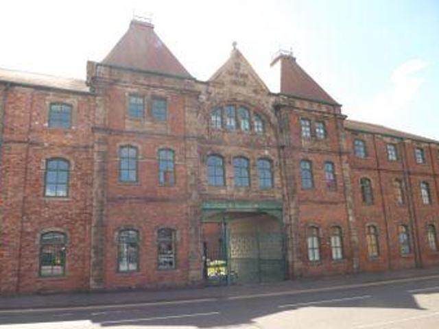 House for sale in Stoke-on-Trent