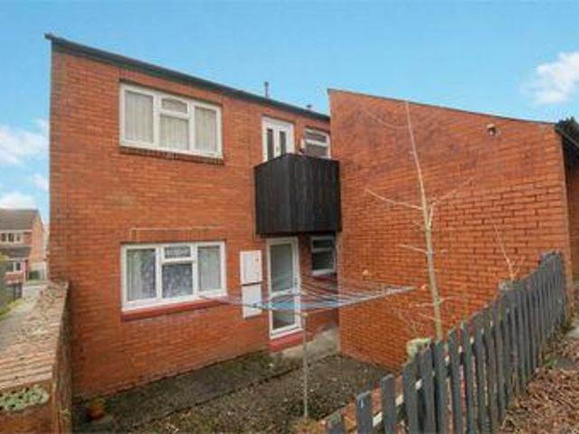 House for sale in Mid Glamorgan, Cymru / Wales
