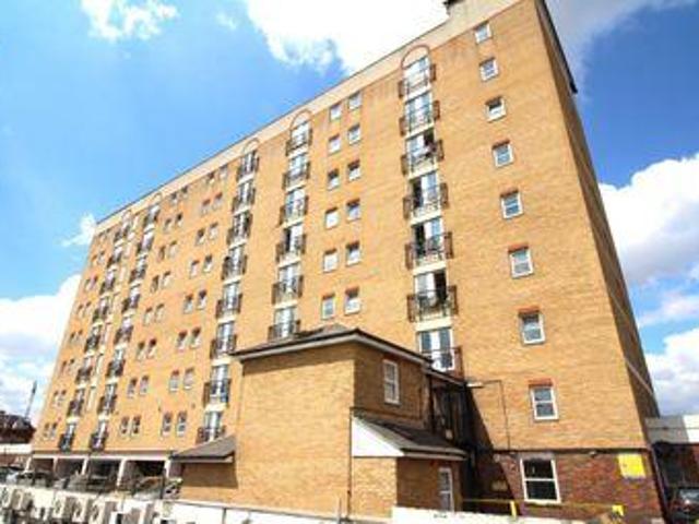 House for sale in Greater London