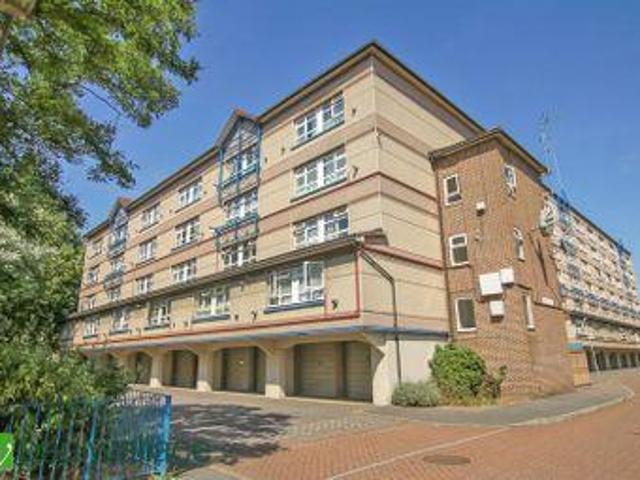 House for sale in Broxbourne, Hertfordshire