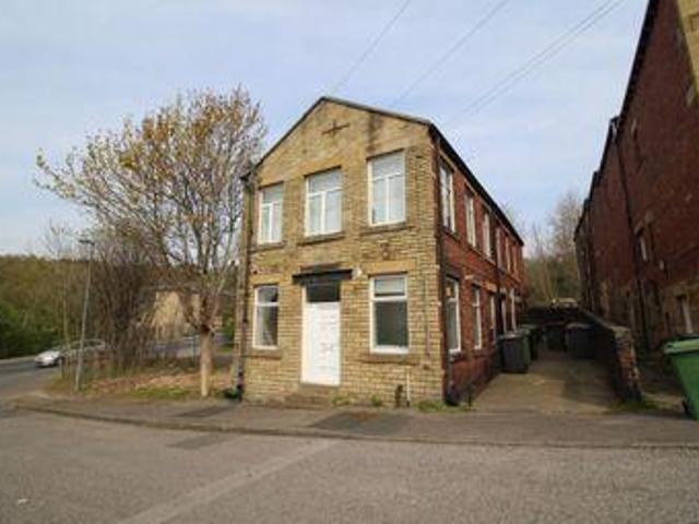 House for sale in Dewsbury, West Yorkshire