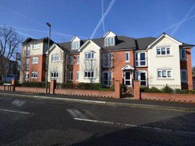 House for sale in Lower Halliford, Surrey
