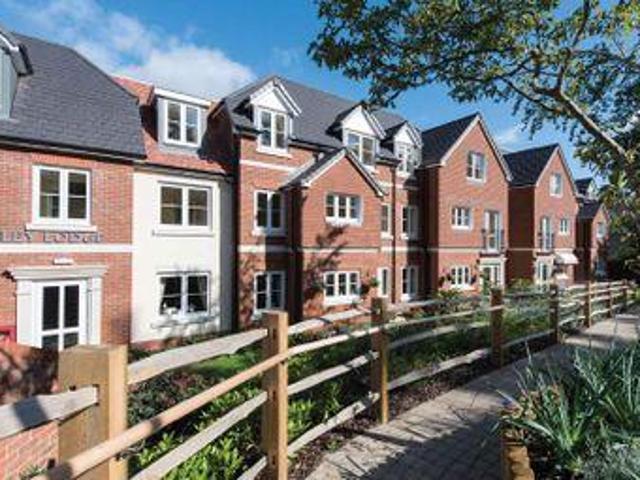 House for sale in Pachesham Park, Surrey