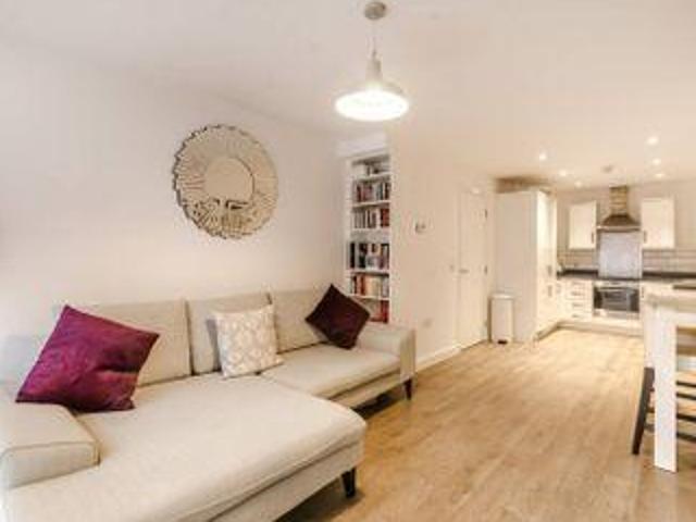 House for sale in Brentford End, Greater London