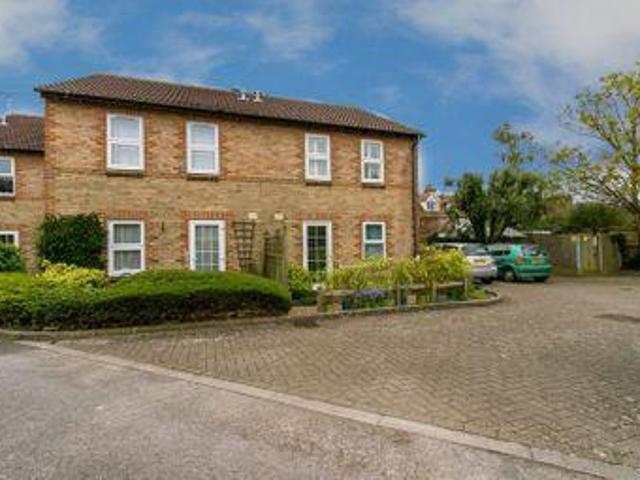 House for sale in Littlecote, West Sussex