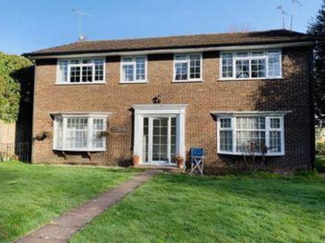 House for sale in Littlecote, West Sussex