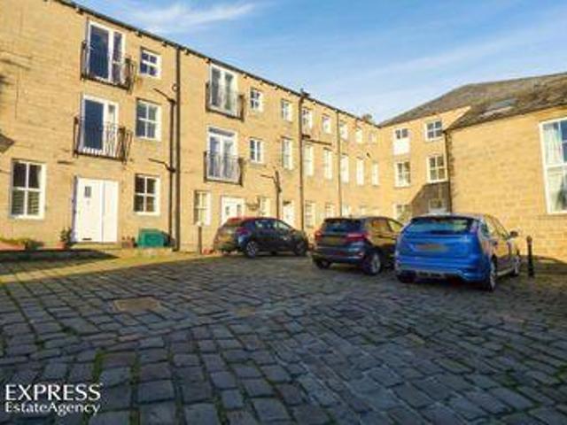 House for sale in Keighley, West Yorkshire