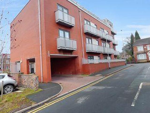 House for sale in Stoke-on-Trent