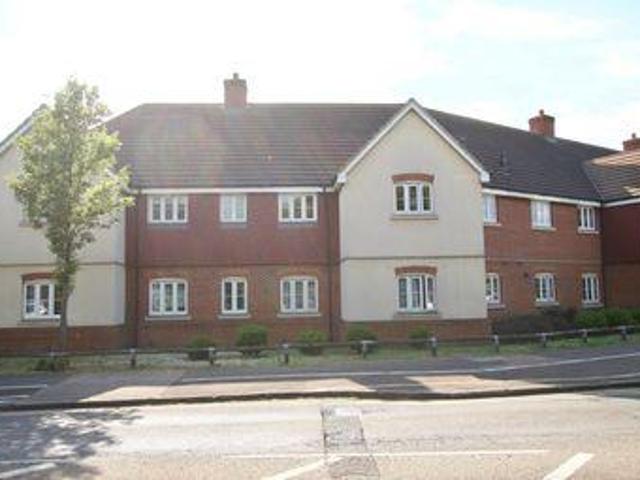 House for sale in Lower Halliford, Surrey
