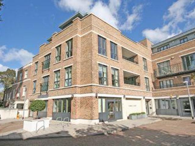 House for sale in Deepcut, Surrey