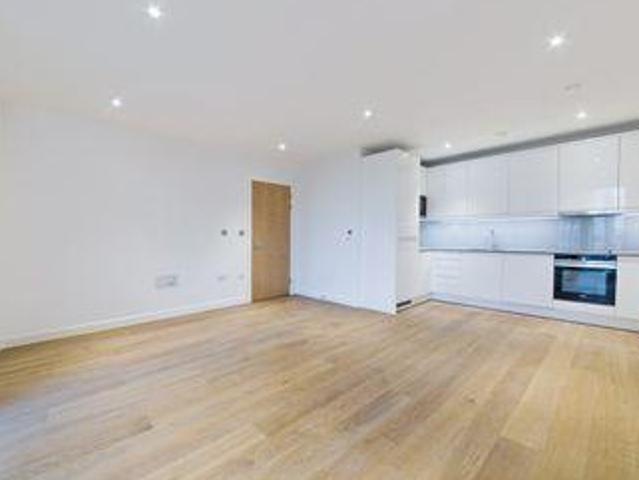 House for sale in Edgware, Greater London
