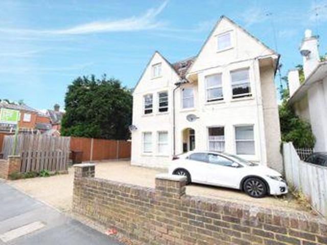 House for sale in Heol-las, Surrey