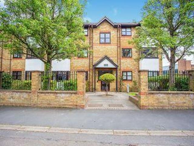 House for sale in North Watford, Hertfordshire
