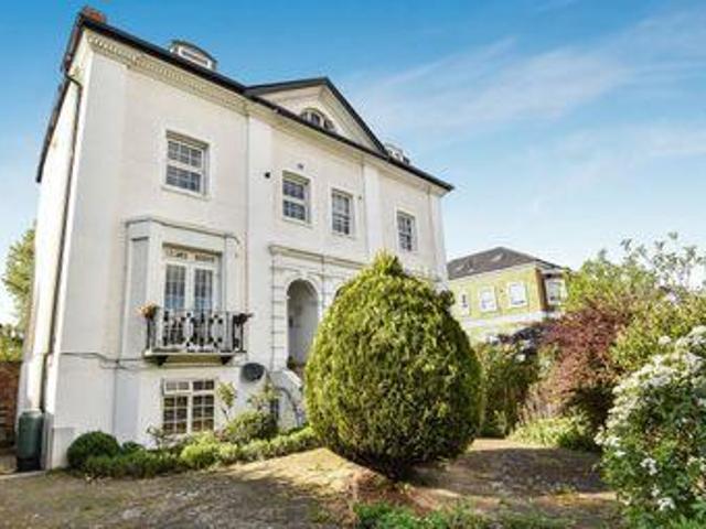 House for sale in Twickenham, Greater London
