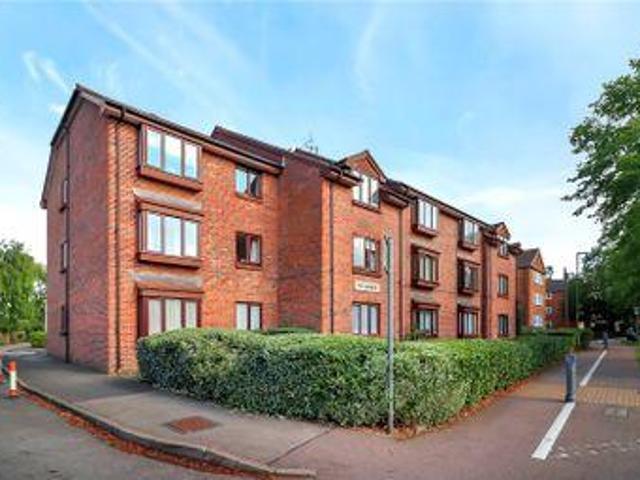 House for sale in Batchworth, Hertfordshire