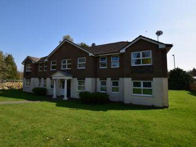 House for sale in Heol-las, Surrey
