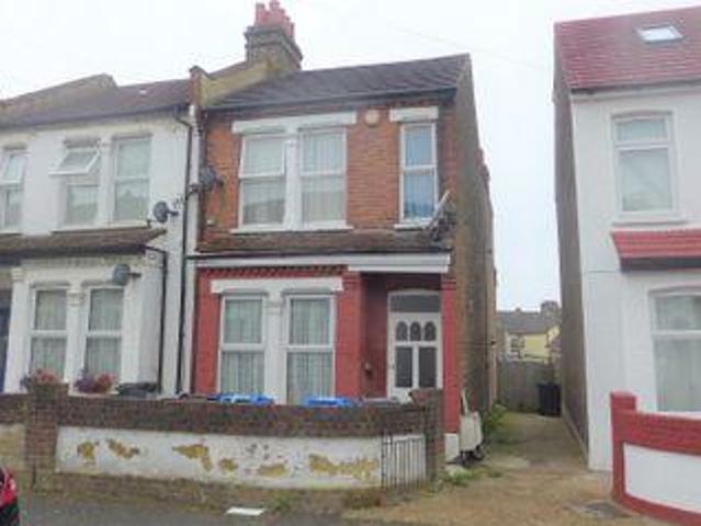 House for sale in London Borough of Croydon, Greater London