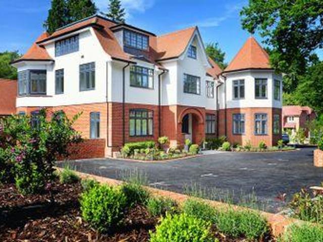 House for sale in Fole, Surrey