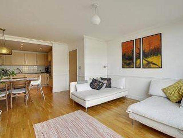 House for sale in Brentford End, Greater London