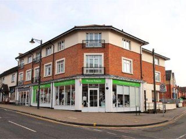 House for sale in Crowthorne