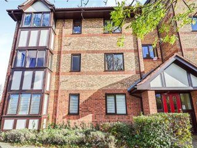 House for sale in Twickenham, Greater London