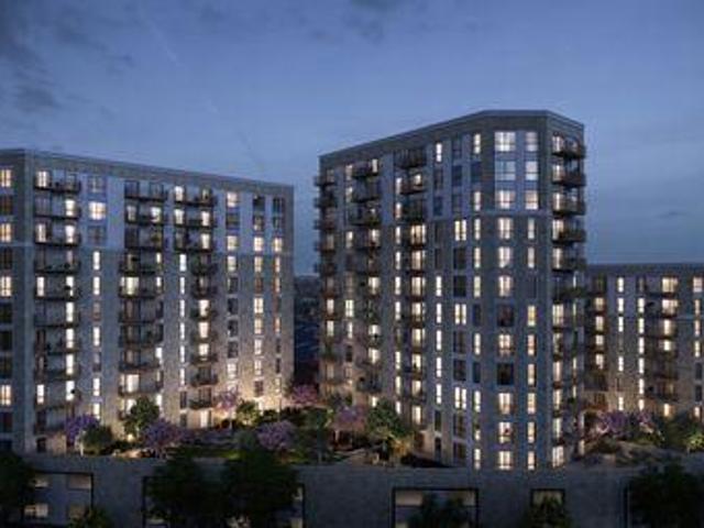 House for sale in Brentford End, Greater London