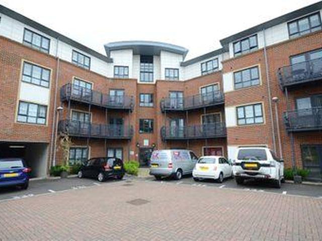 House for sale in Farnborough, Rushmoor