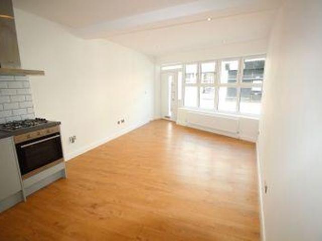 House for sale in Hillview, Surrey