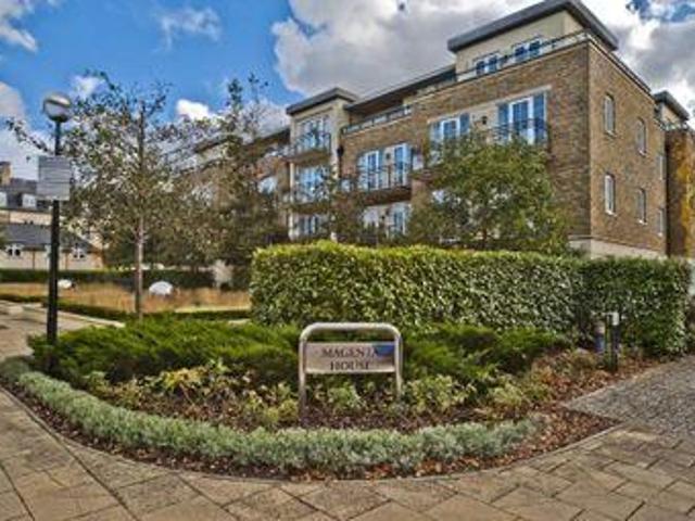 House for sale in Deepcut, Surrey