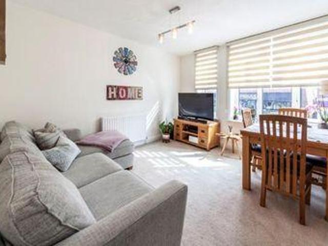 House for sale in Worcester Park, Greater London